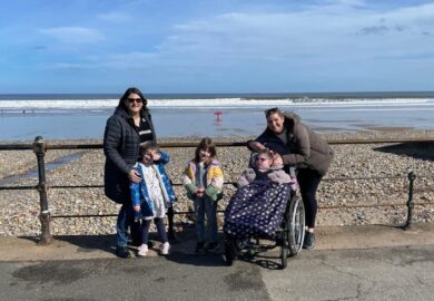 Sisters take on London Landmarks Half Marathon to raise funds for Zoe’s Place